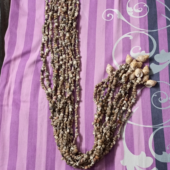 Sea Shell Door Decor / Curtain Strings - Picture 4 of 4